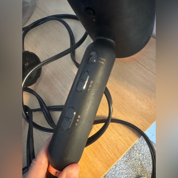 Ion Luxe 4 in 1 AirStyler Hair Dryer & Styler - Picture 7 of 7